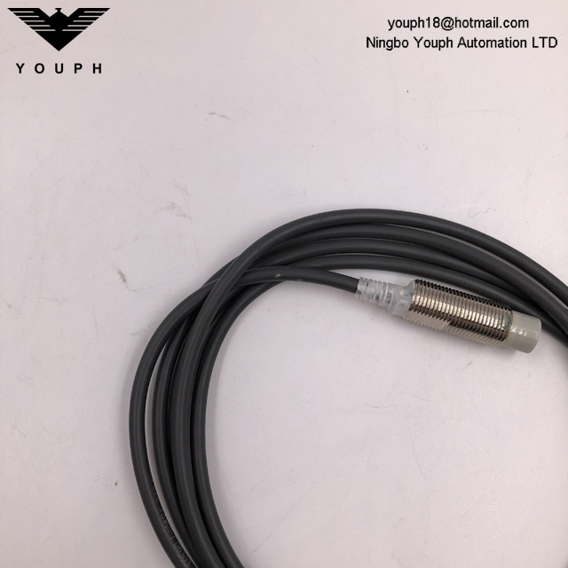 Omron E2E-X8MD1-Z E2E SIGUIENTE SENSOR DE POWER POWER Proximity