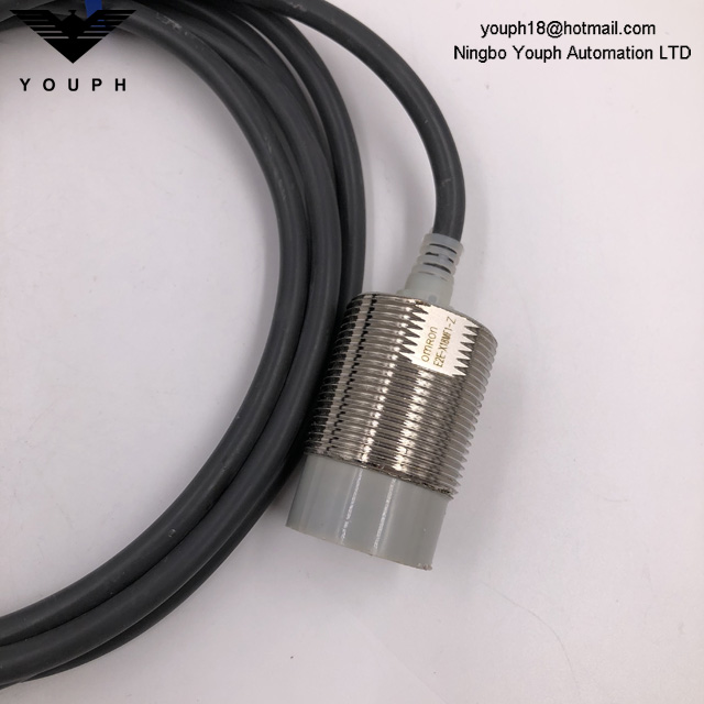 Omron E2E-X18MF1-Z E2E SIGUIENTE SENSOR DE PODER DC POWER Proximity