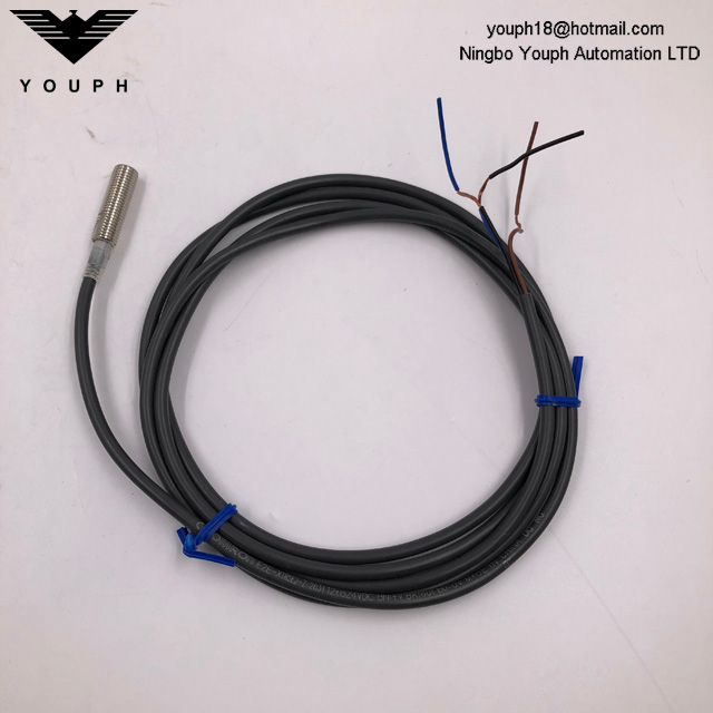 Omron E2E-X1R5E2-Z E2E Next Series Sensor de proximidad