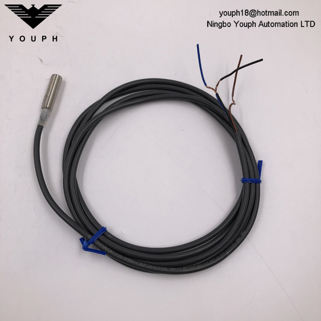 Omron E2E-X1R5E2-Z E2E Next Series Sensor de proximidad
