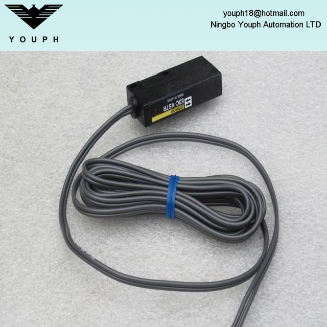 Sensor fotoeléctrico de amplificador compacto Omron E3C-VS7R