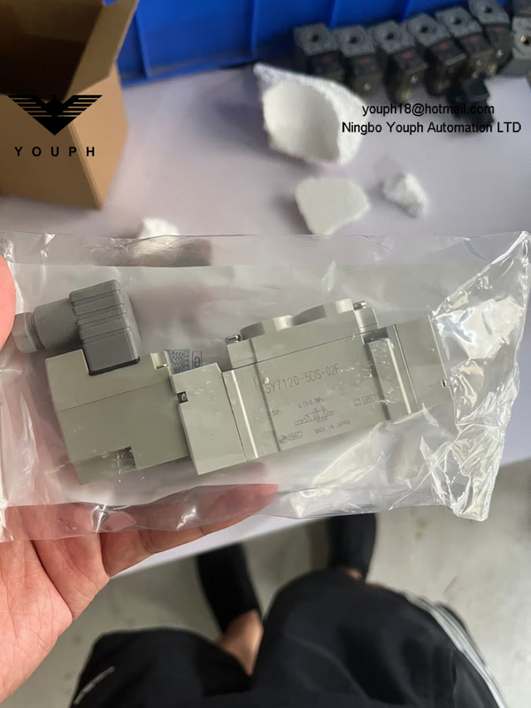 SMC SY7120-5DS-02F Válvula solenoide de la serie SY7120