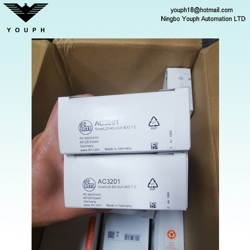 IFM AC3201 SMARTL25 4DI AUX 4DO TC AS-Interface Control Módulo de gabinete AC3201