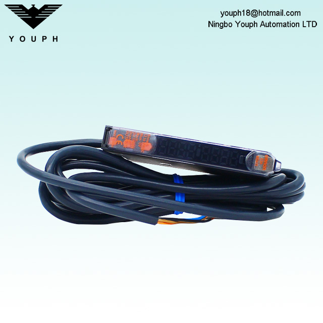 Omron E3X-MDA11 Smart Fiber Amplifier Unit Sensor