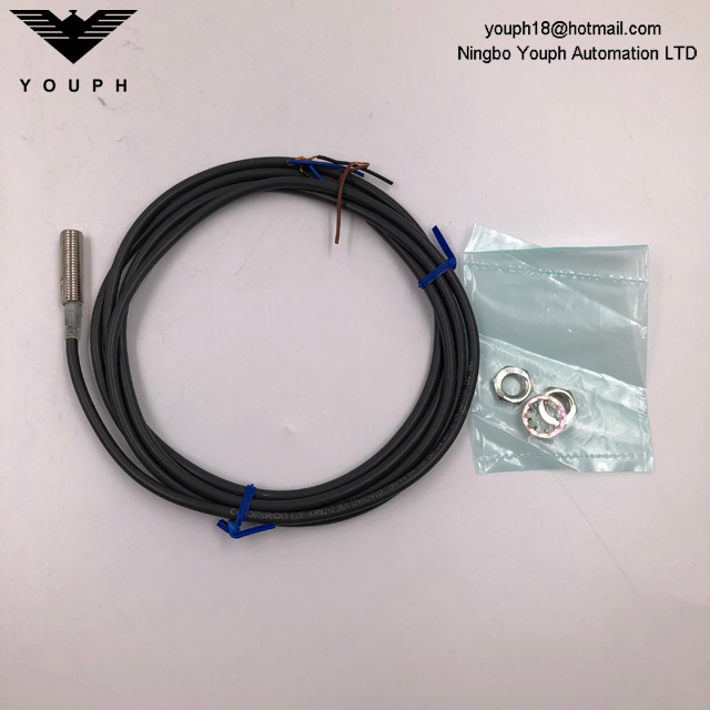 Omron E2E-X1R5E2-Z E2E Next Series Sensor de proximidad