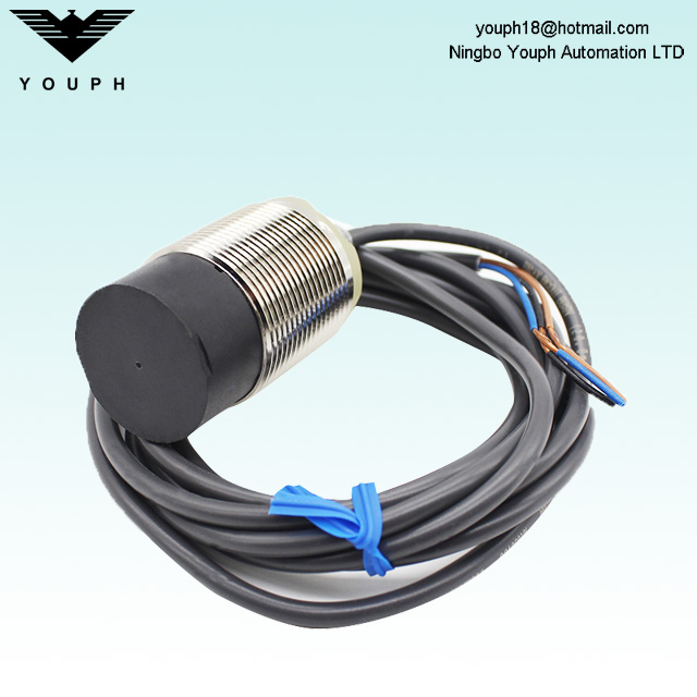 Omron E2B-M30KN20 E2B-M30-KS15-WZ-C1 Sensor de proximidad