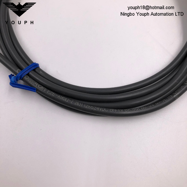 Omron E2E-X1R5E2-Z E2E Next Series Sensor de proximidad