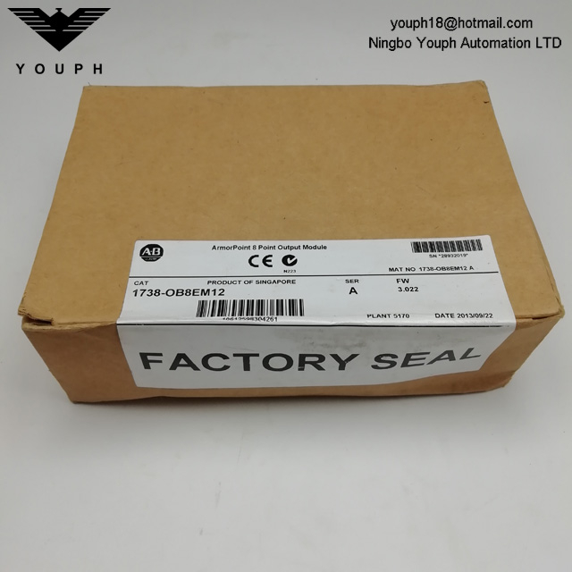 Allen-Bradley AB 1738-OB8EM12 Módulo