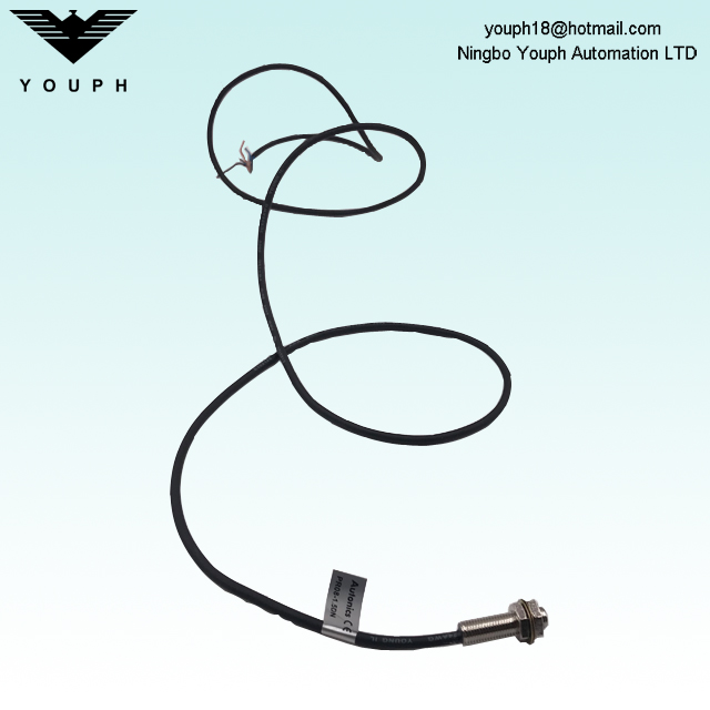 Autonics PR08-1.5DN Serie PR DC Sensores de proximidad de inducción cilíndrica de 3 hilos DC