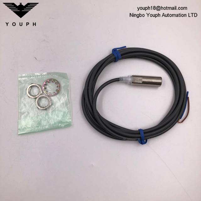 Omron E2E-X2E1-Z E2E Next Series Sensor de proximidad
