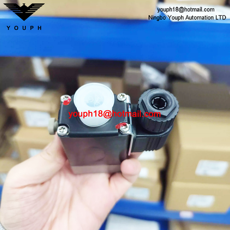 Burkert 00180496 G1/4 0330A Válvula solenoide normalmente cerrada de 2/2 vías de acción directa