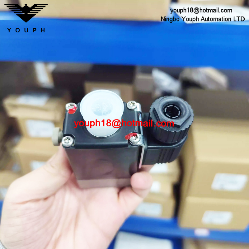 Burkert 00180496 G1/4 0330A Válvula solenoide normalmente cerrada de 2/2 vías de acción directa