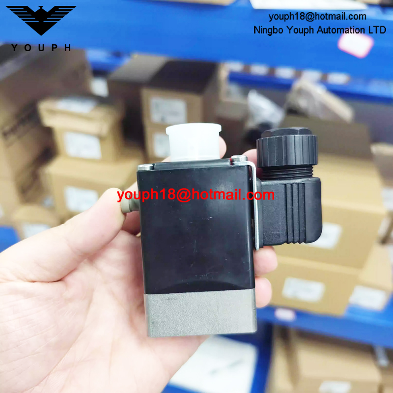 Burkert 00180496 G1/4 0330A Válvula solenoide normalmente cerrada de 2/2 vías de acción directa